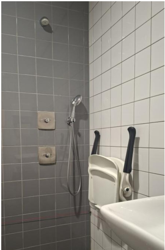 De klapstoel op de zaalsportaccommodatie van Ties.